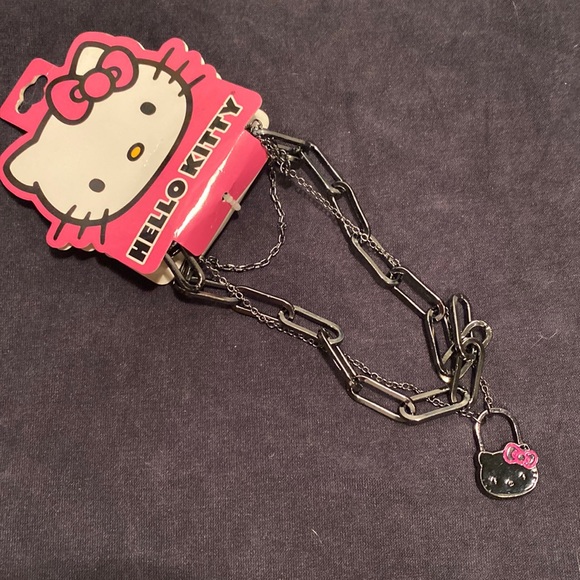 Brand new hello kitty chain necklace - Picture 1 of 3